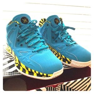 Way of wade dwyane wade miami shoes size 10.5